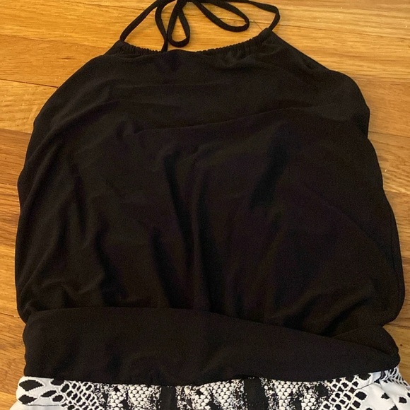 Hollyworld Girls Black and White Halter Romper Size 14 - Picture 4 of 7